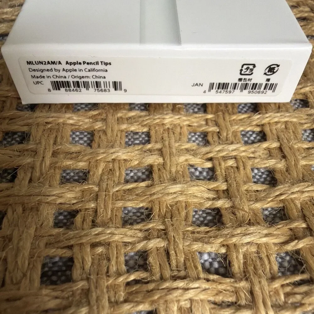 Apple Pencil Stylus Tips Brand New MLUN2AM/A (4 Pack) Authentic